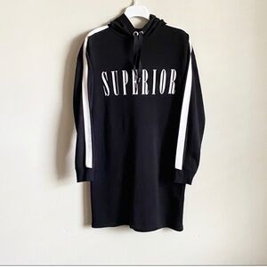 H&M Long Sweater Black Printed Size 6